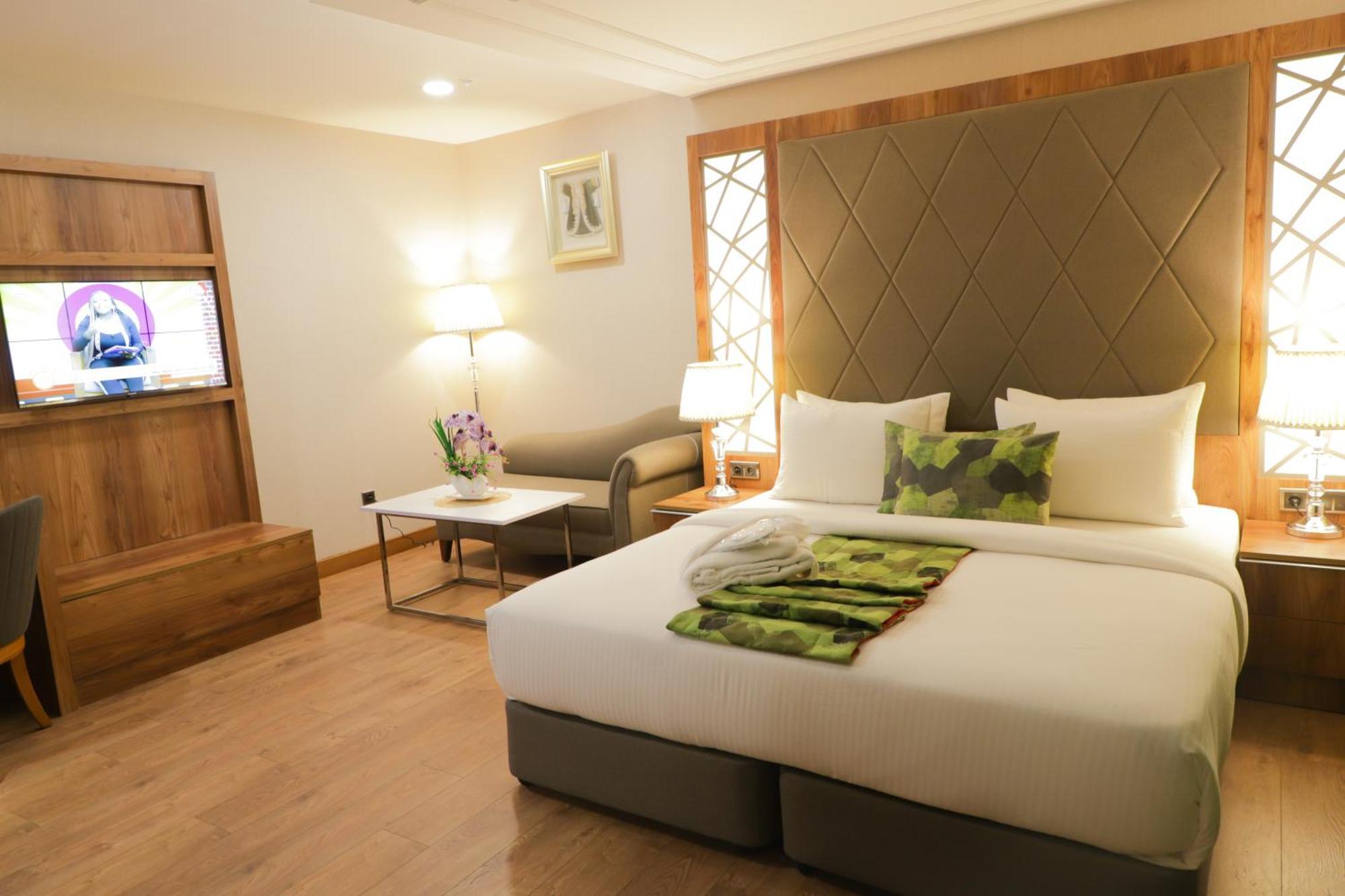 United Hotel International Yaoundé Εξωτερικό φωτογραφία