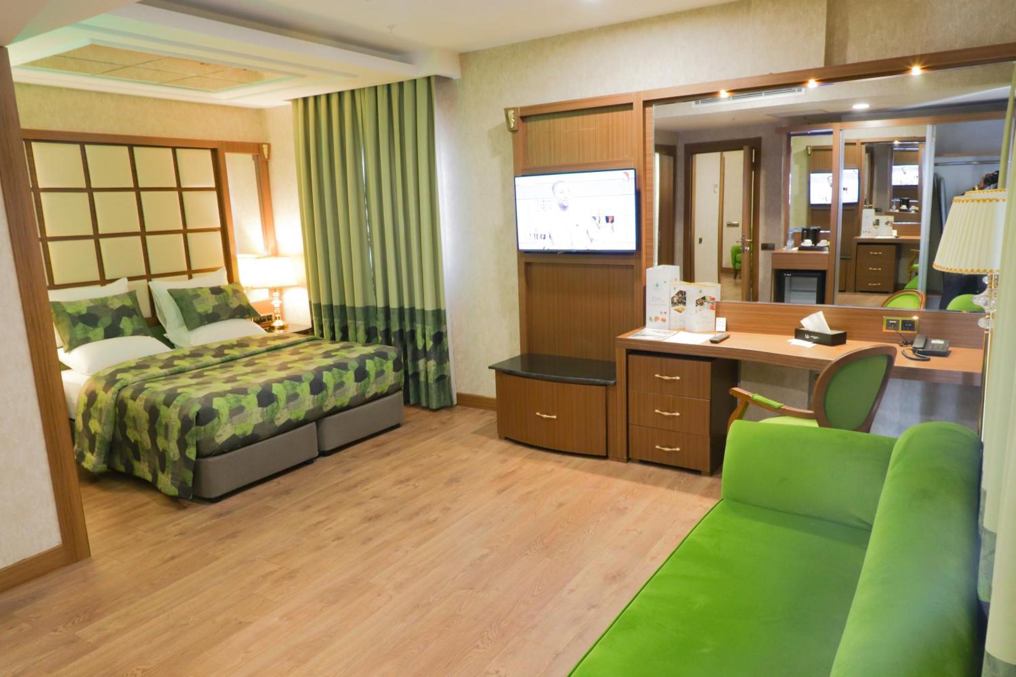 United Hotel International Yaoundé Εξωτερικό φωτογραφία